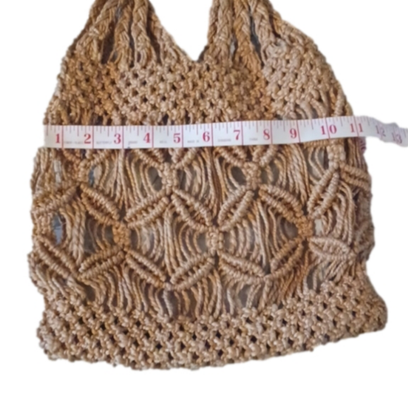 Straw bag. Great for vacation! - Picture 3 of 6